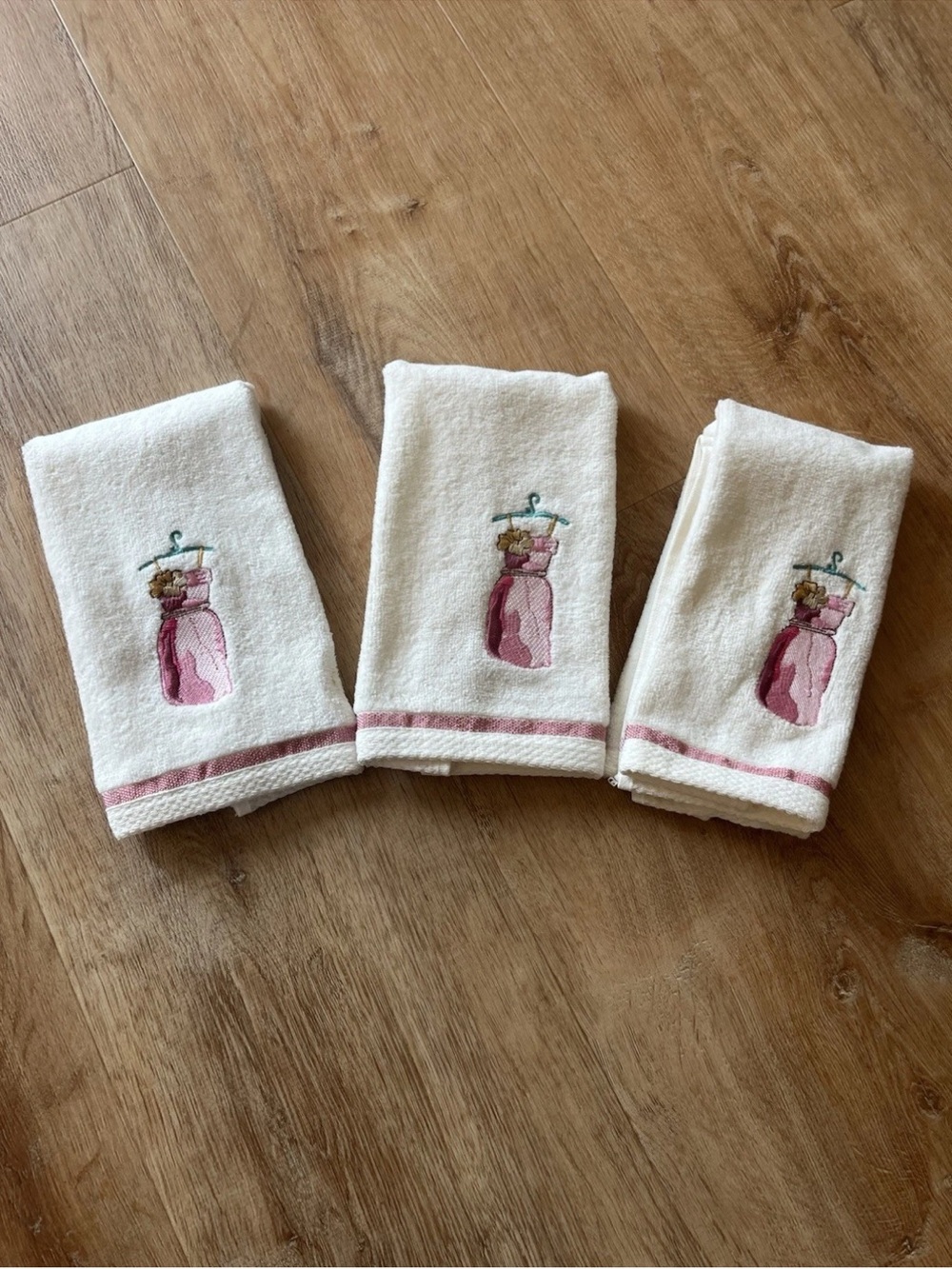 Avanti Hand towel Hawaiian Dress Feminine 3